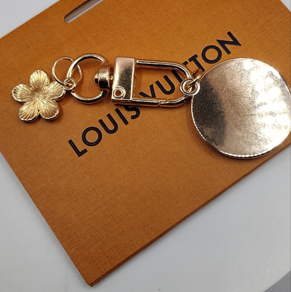 Louis Vuitton Zipper Pull, Authentic. Light Pink, 25mm - Picture 5 of 9